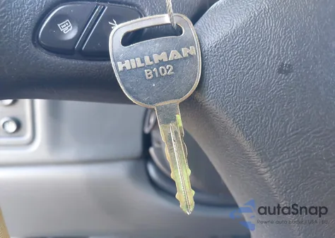 2007 Chevrolet Silverado Lt1 из США, поврежденный, VIN 1GCHK23D67F152623